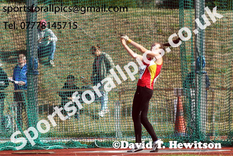 Womens under-17s hammer, 2018 Northern Under-17s/U-15s/U-13s Champs., Wavertree Athletics Centre, Liverpool. Photo: David T. Hewitson/Sports for All Pics
